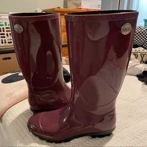 UGG Rainboots
